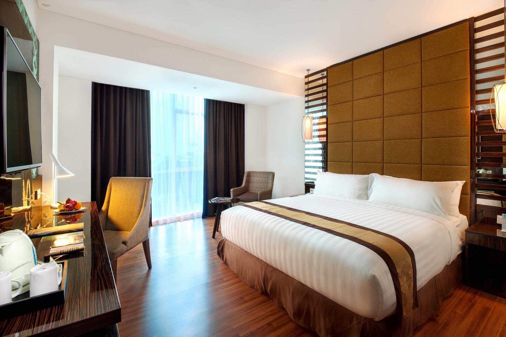 The Atrium Hotel & Resort Yogyakarta Melati Экстерьер фото