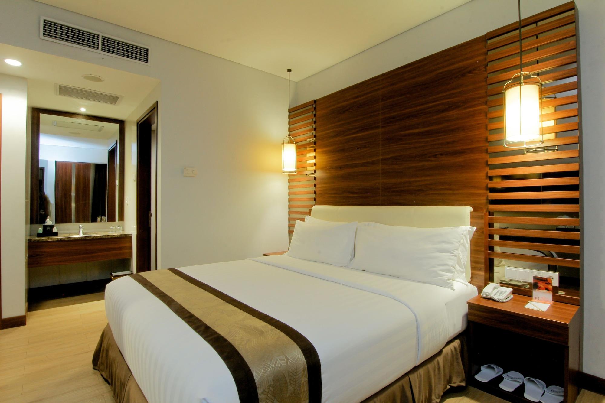 The Atrium Hotel & Resort Yogyakarta Melati Экстерьер фото