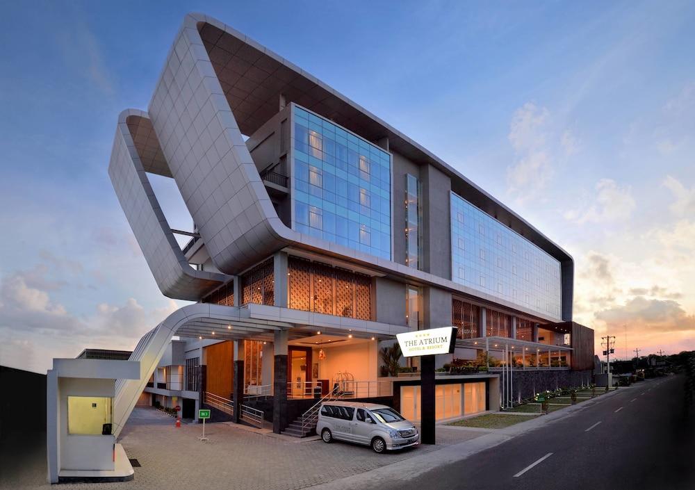 The Atrium Hotel & Resort Yogyakarta Melati Экстерьер фото