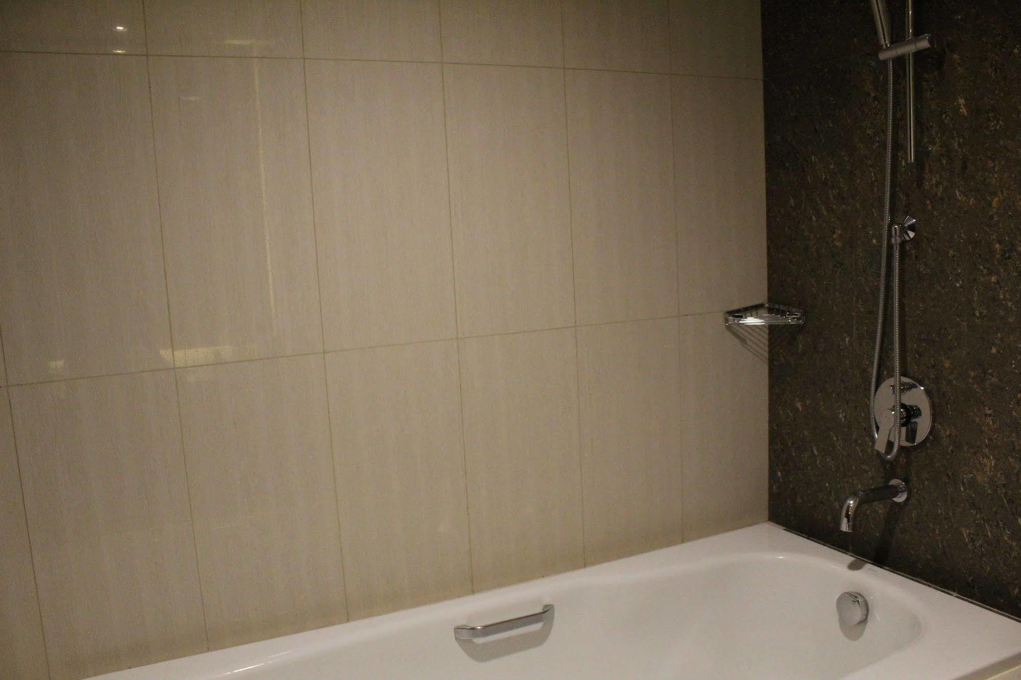 The Atrium Hotel & Resort Yogyakarta Melati Экстерьер фото
