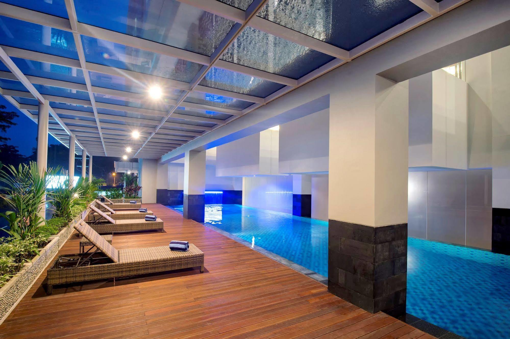 The Atrium Hotel & Resort Yogyakarta Melati Экстерьер фото